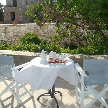 Nissiotiko 아파트호텔 드리오스