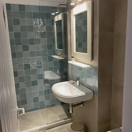 尼斯欧提科酒店 公寓式酒店 德里奥斯